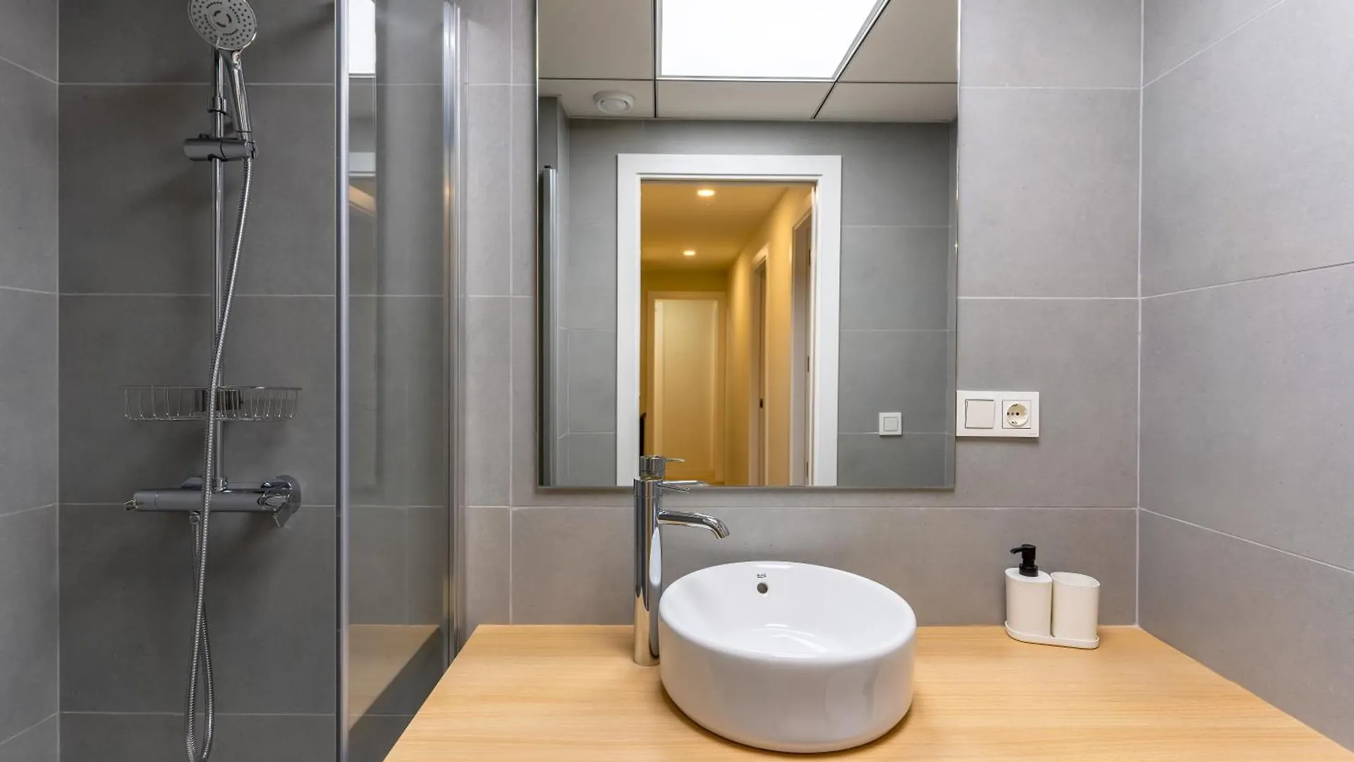San Jose Suites 3 Hab, Piscina, Solarium Y Wifi Spanien